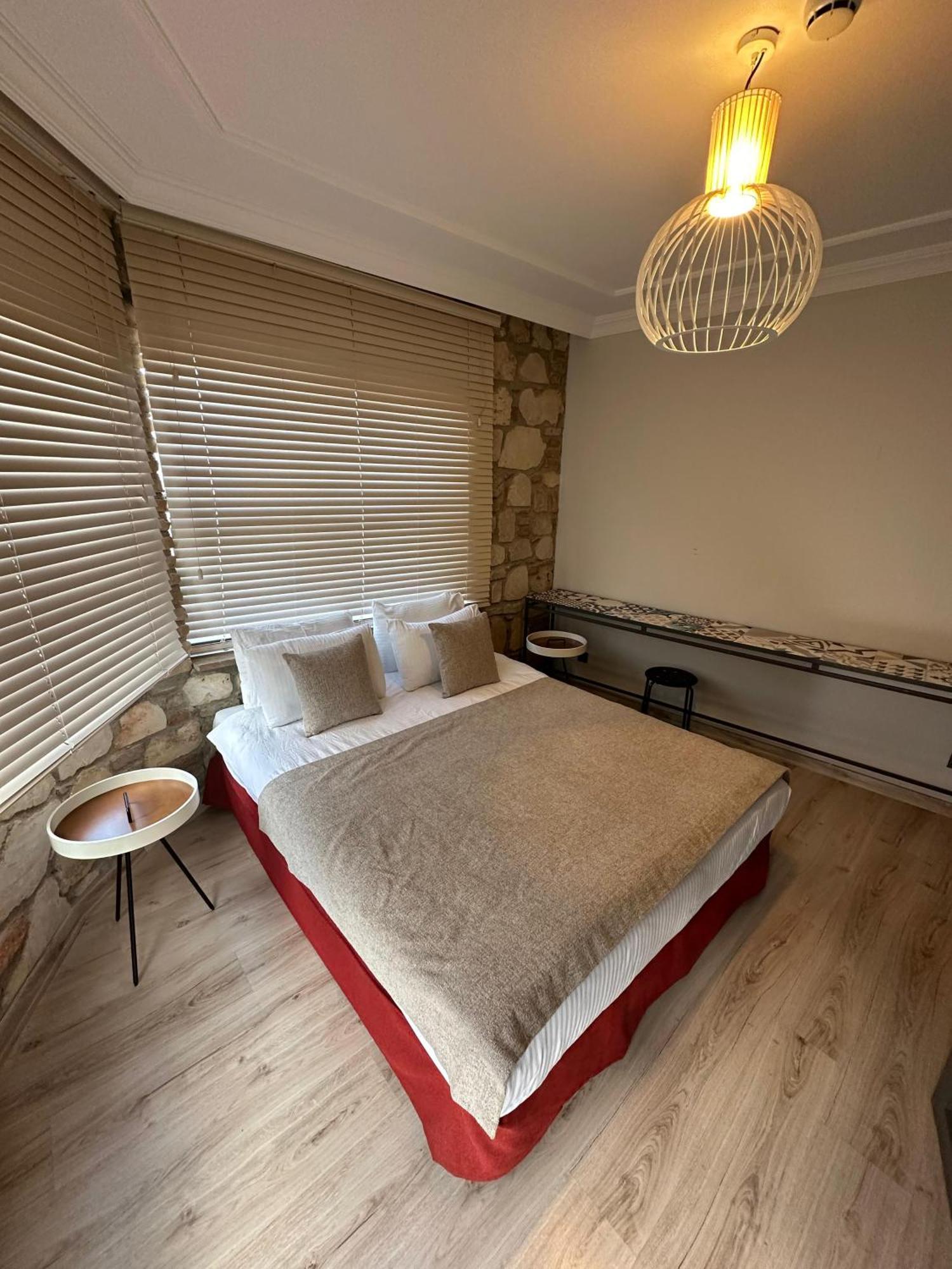 Sera Homes Kaleici Oldtown Апартаменты Анталья
